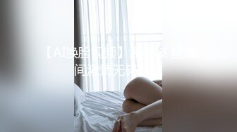 丈母娘疼女婿在家激情啪啪给狼友看，口交大鸡巴让小哥吃奶舔逼舔菊花精彩又刺激，淫声荡语不断，无套爆草